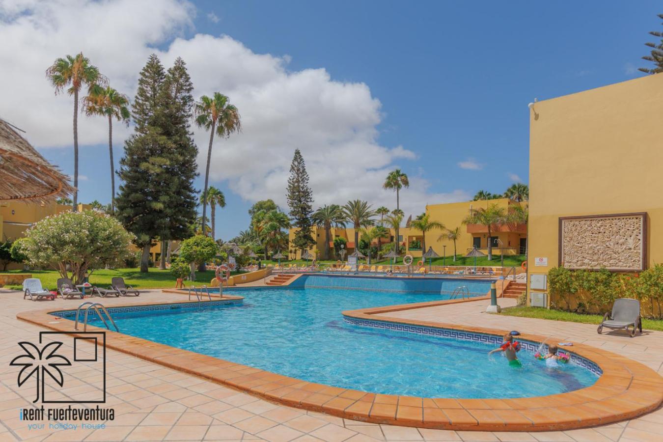 Casa Betta Wifi And Pool Irent Fuerteventura Apartment Corralejo Luaran gambar